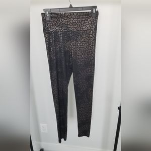 Amoli Metallic Leopard Print Leggings